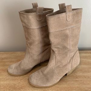BCBG suede leather boots 6.5M
